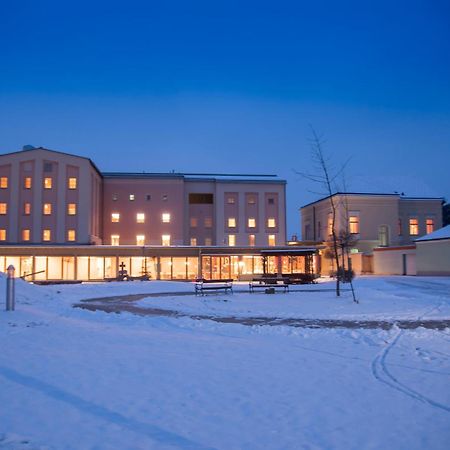 Jufa Hotel Weinviertel - Eselsmuehle Seefeld-Kadolz ภายนอก รูปภาพ