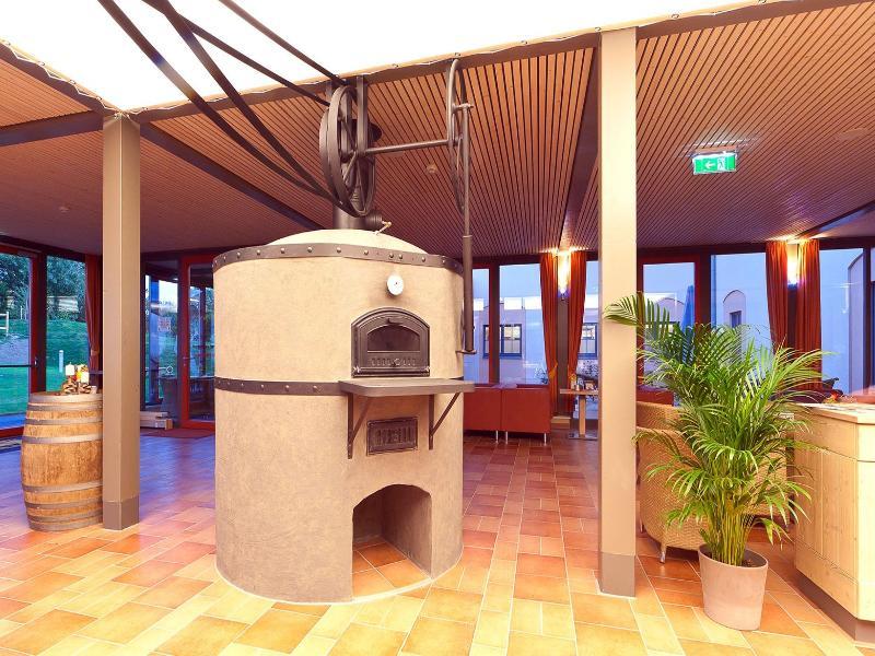 Jufa Hotel Weinviertel - Eselsmuehle Seefeld-Kadolz ภายนอก รูปภาพ