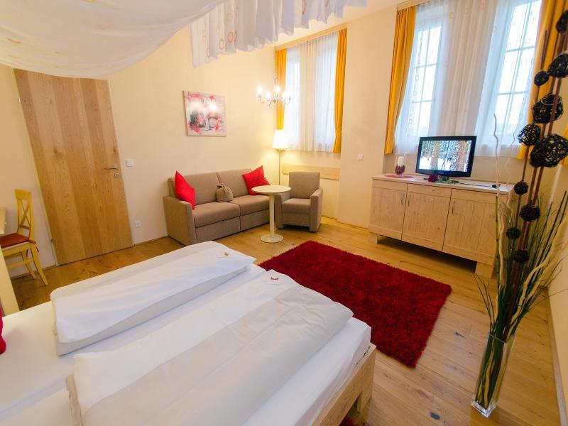 Jufa Hotel Weinviertel - Eselsmuehle Seefeld-Kadolz ภายนอก รูปภาพ